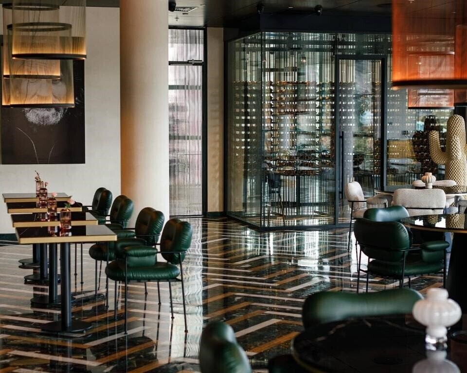 Зображення Ambassador Hotel 4*
