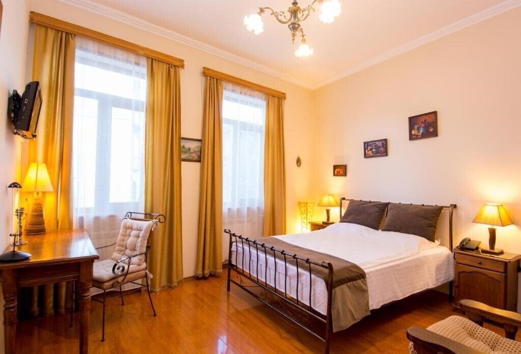 Картинка British House 4*
