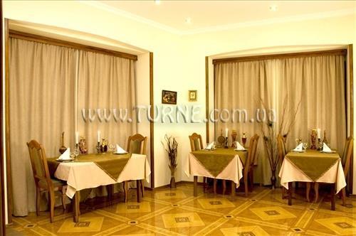 Готель British House 4*