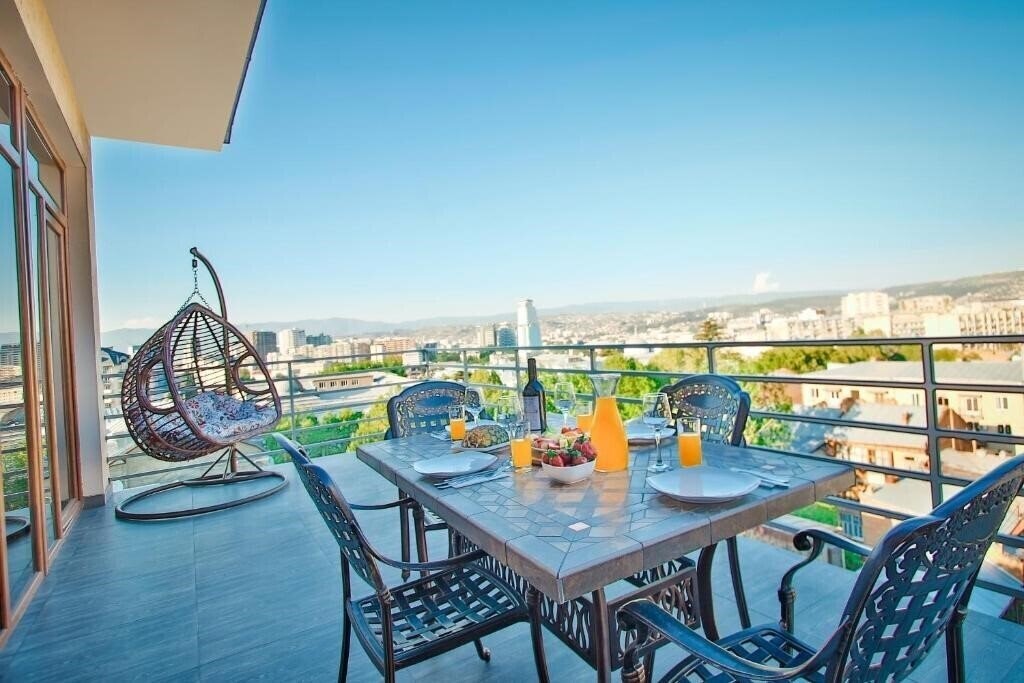 Готель Orion Tbilisi 3*