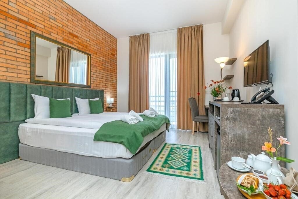 Фото Chateau Mosmieri Hotel & Winery 3*