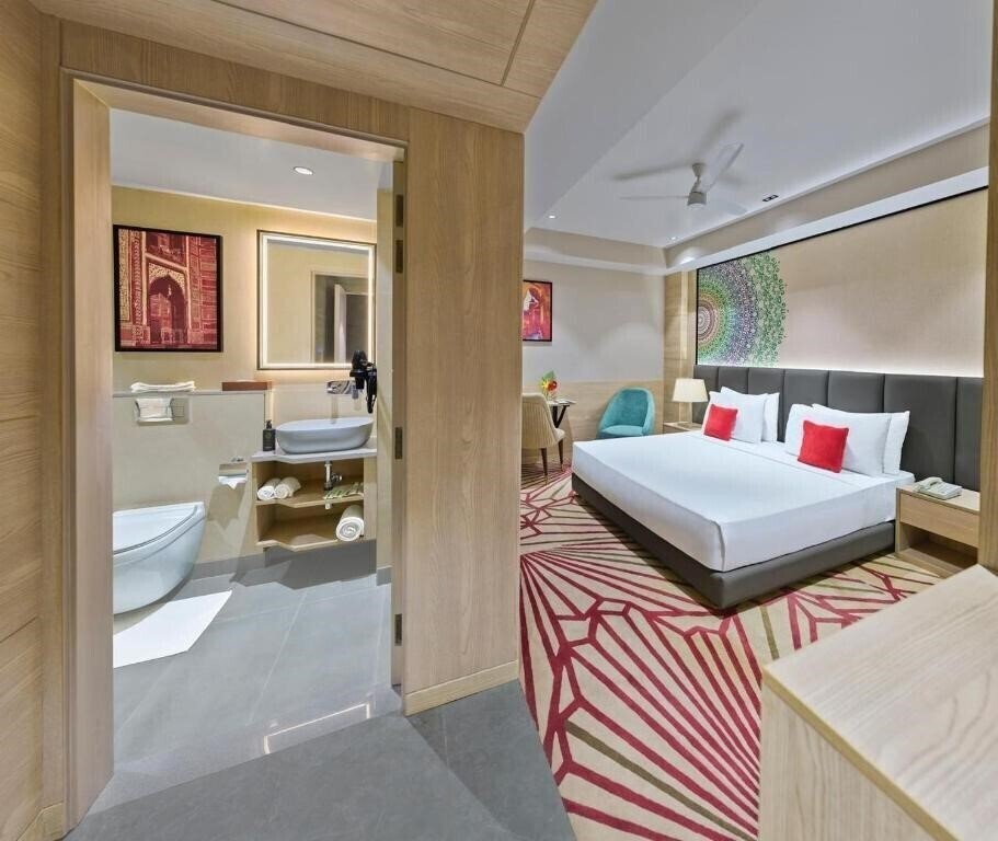 Фото Crystal Inn 3*