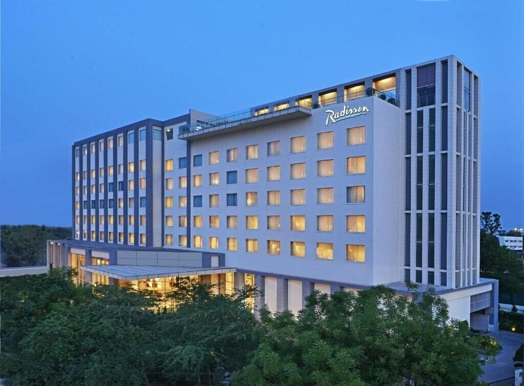 Готель Radisson Blu Agra Taj East Gate 5*