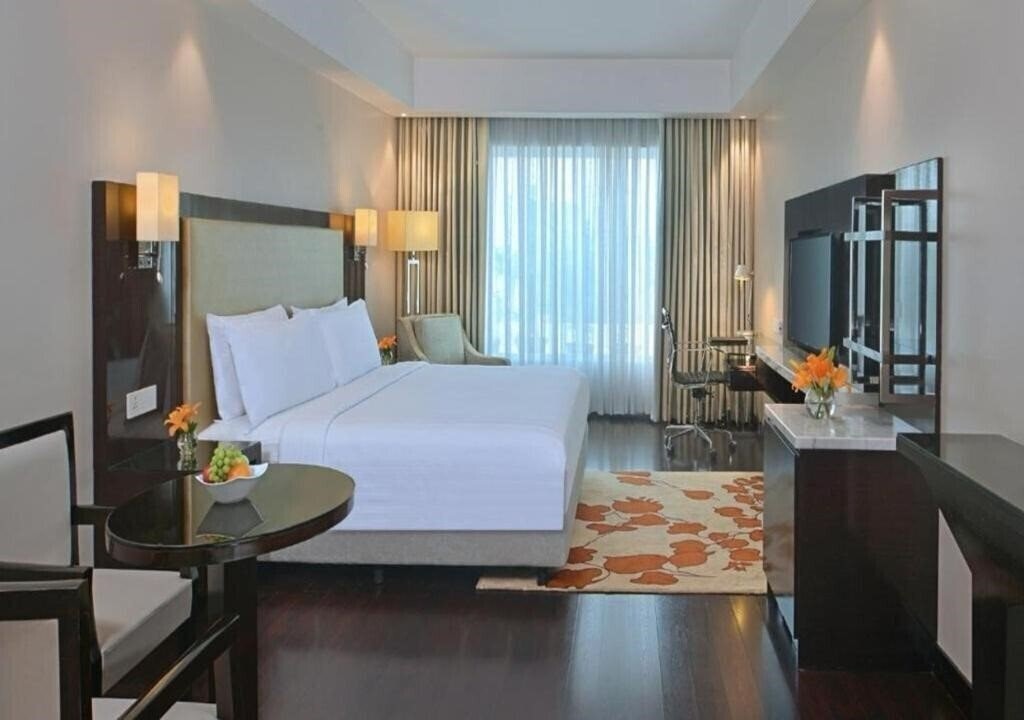 Фото Radisson Blu Agra Taj East Gate 5*