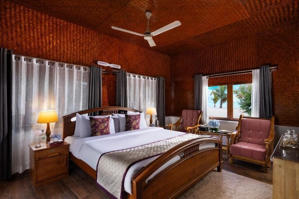 Фото Bangaram Island Resort 2*