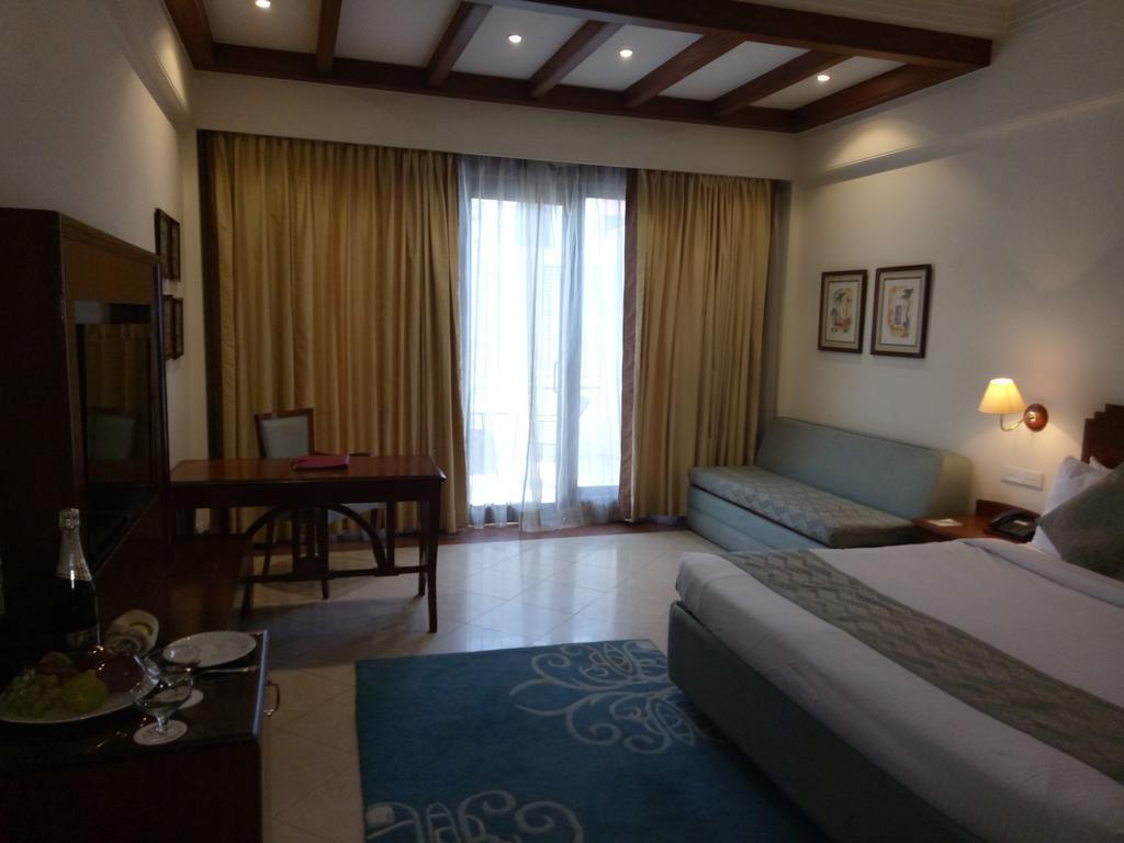 Готель Tivoli Garden Resort 4*