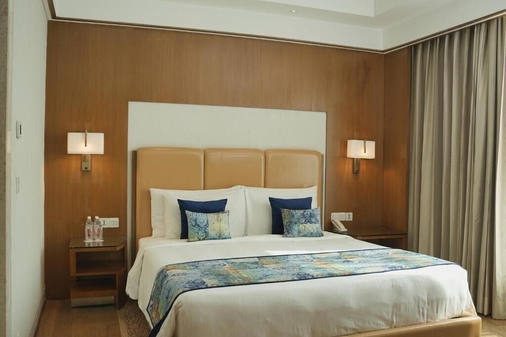 Изображение Crowne Plaza Today New Delhi Okhla 5*