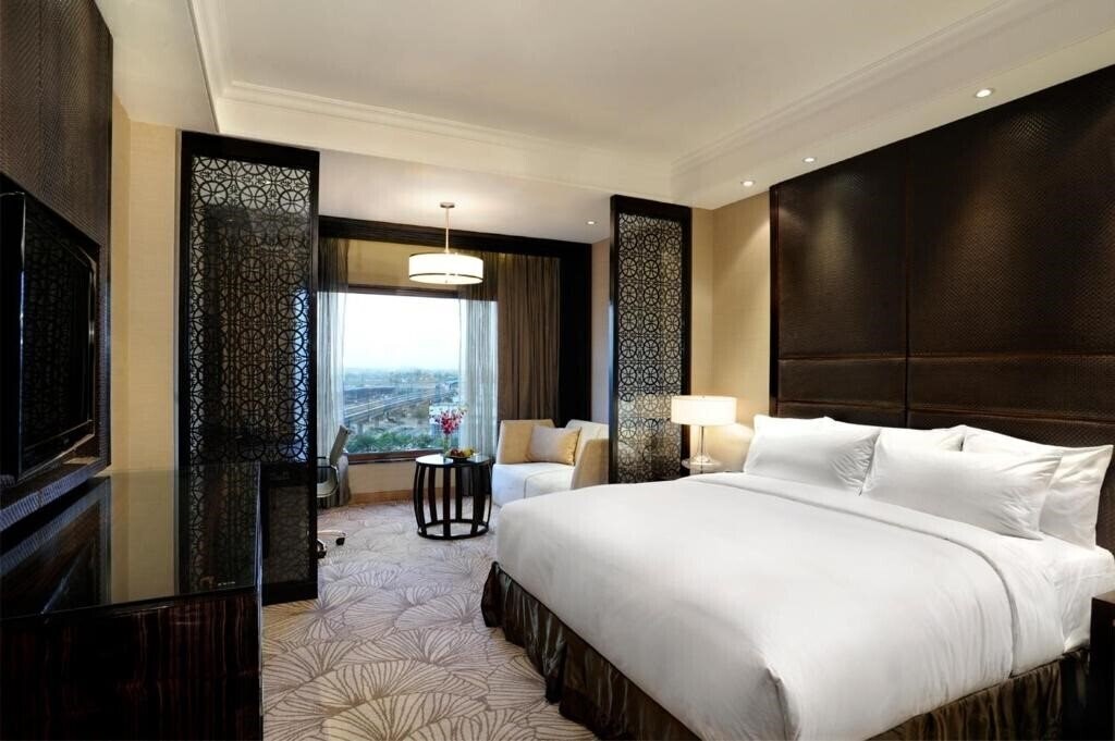 Картинка Crowne Plaza, Mayur Vihar 5*