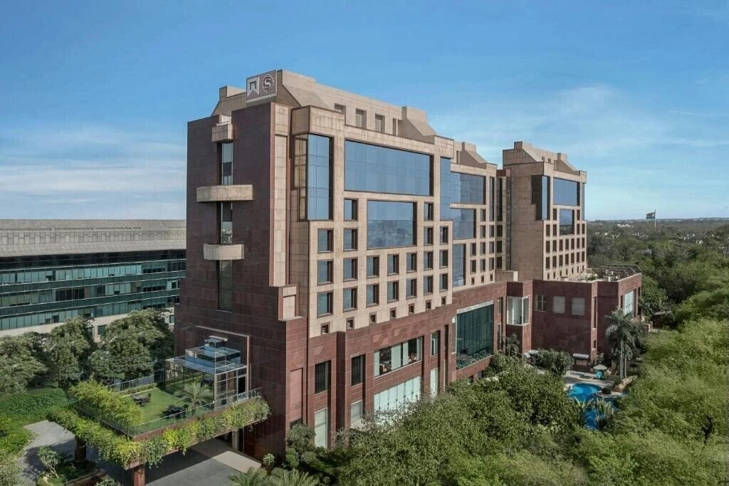 Отель Sheraton New Delhi Hotel 5*