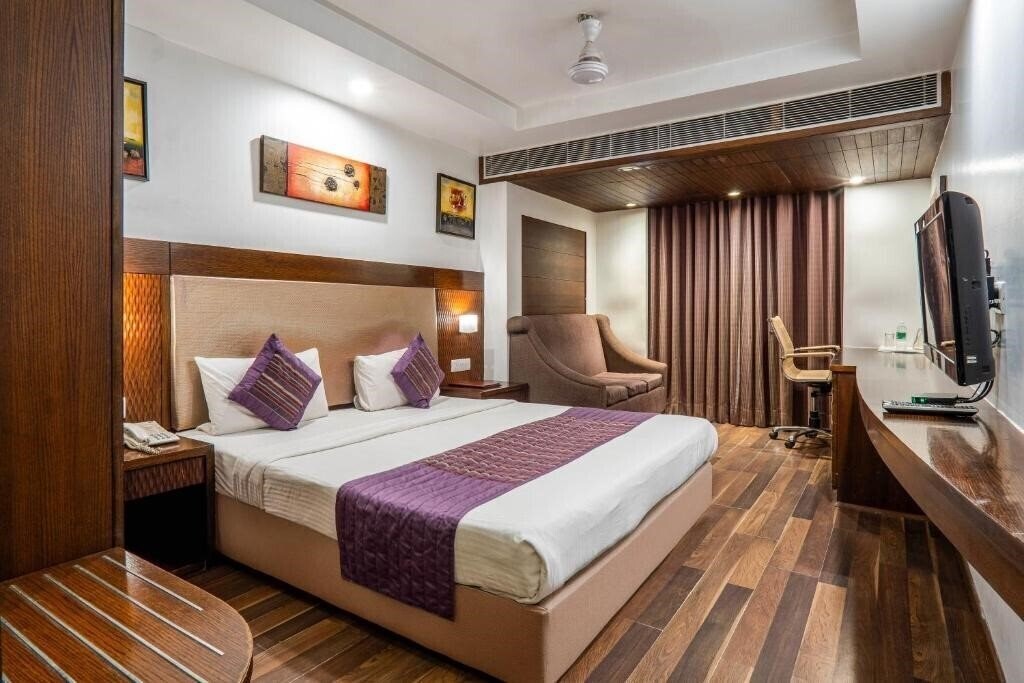 Фото Hotel Le Roi 3*