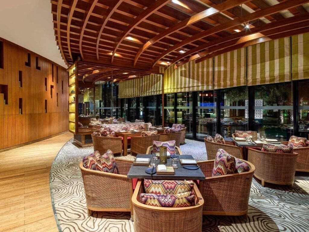 Фотография Hotel Pullman New Delhi Aerocity 4*