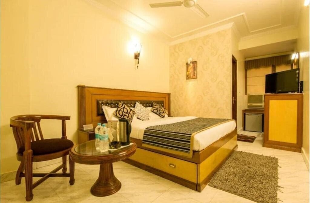 Отель C Park Inn 2*
