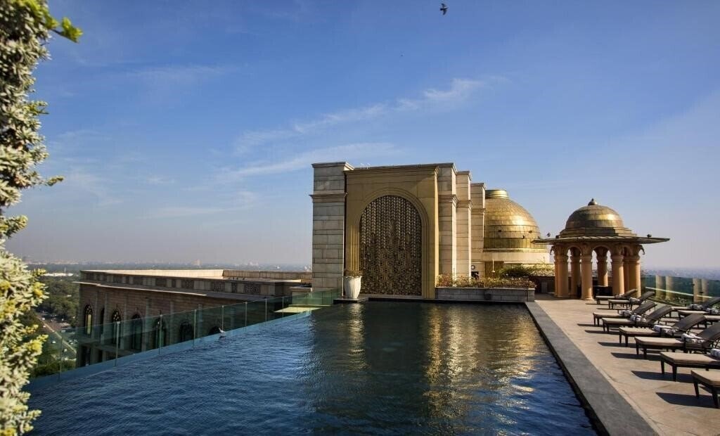 Отель The Leela Palace New Delhi 5*