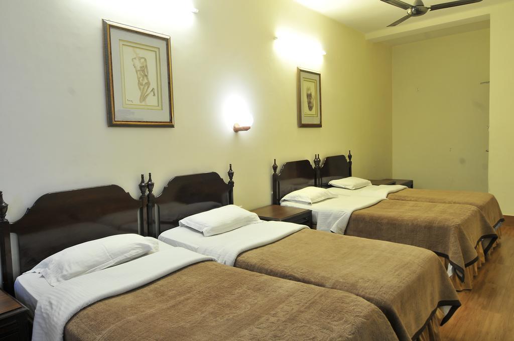 Зображення Hotel H.R. Palace 3*