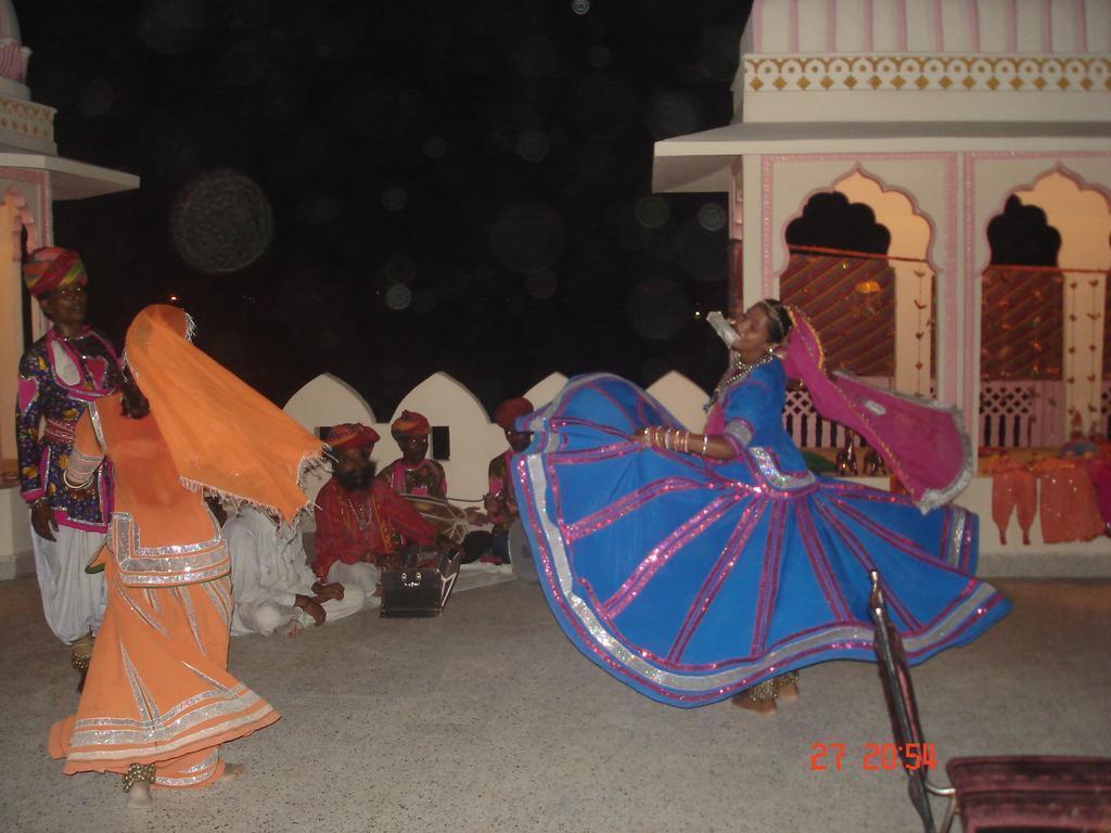 Фотографія Sarang Palace 3*