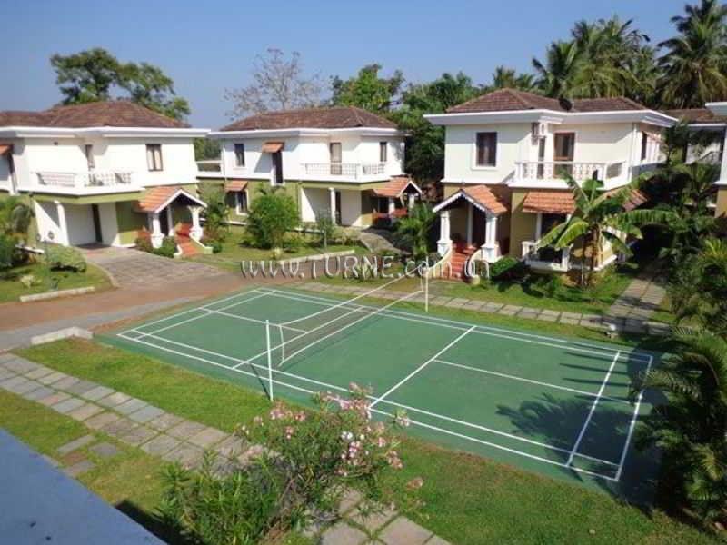 Готель White Square Nirvana 3*