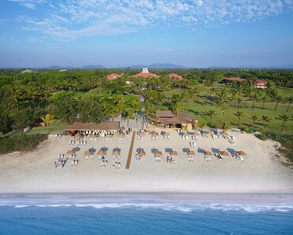 Готель Ramada Caravela Beach Resort 5*