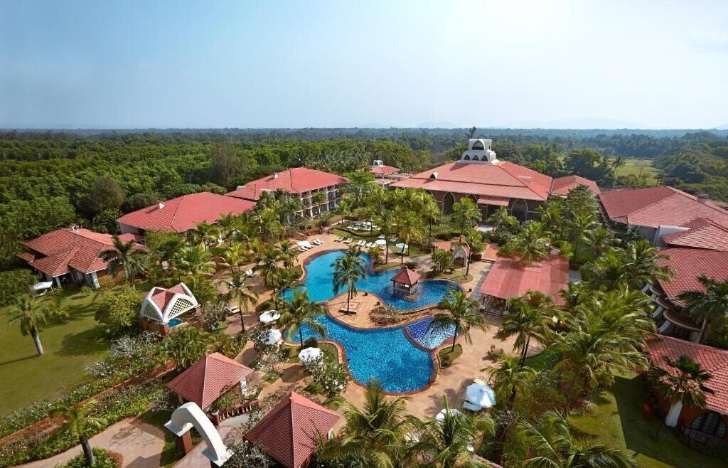 Фотографія Ramada Caravela Beach Resort 5*