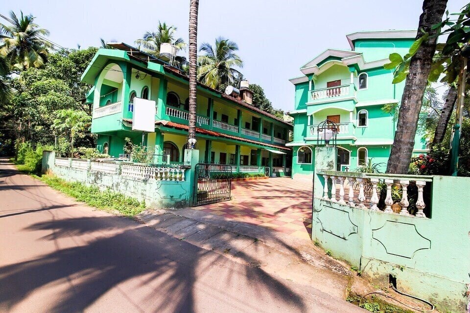 Отель Caphina Tourist Cottages 2*