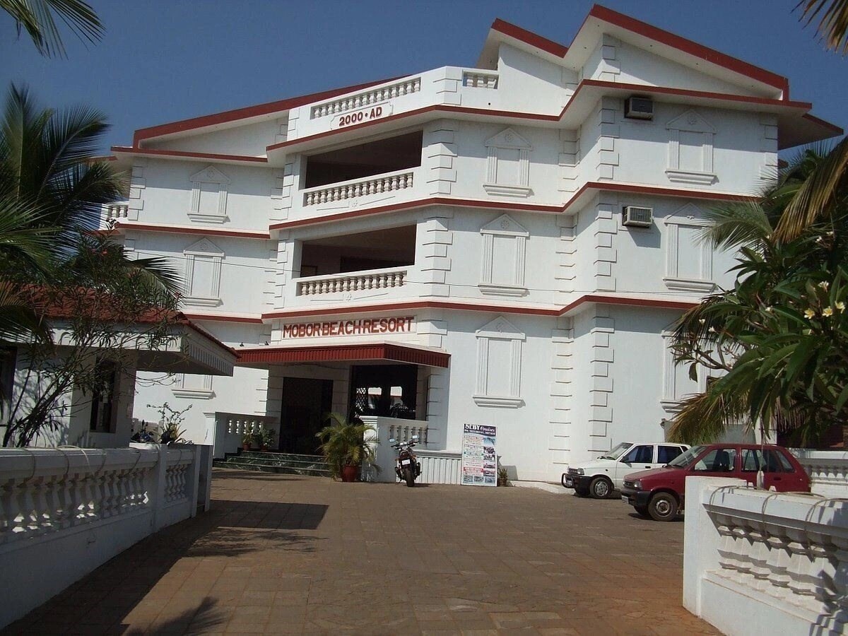 Отель Mobor Beach Resort 2*