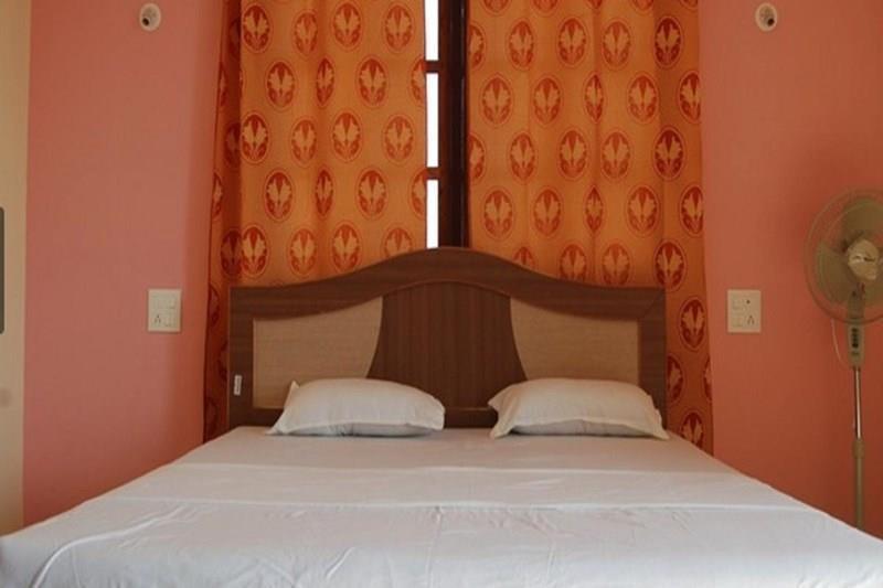 Фотографія Hotel Satyavati 2*