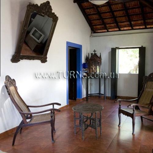 Готель Montego Bay Beach Village 3*