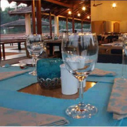 Фотографія The Village Square 4*