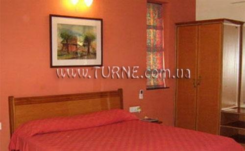 Фотографія Renzo's Inn 2*