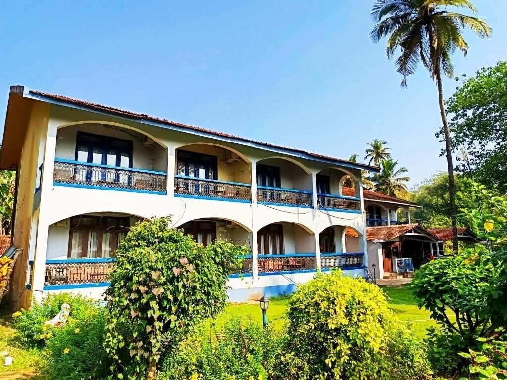 Картинка Carina Beach Resort 2*