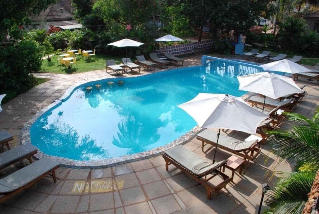 Готель Sea Breeze Beach 3*