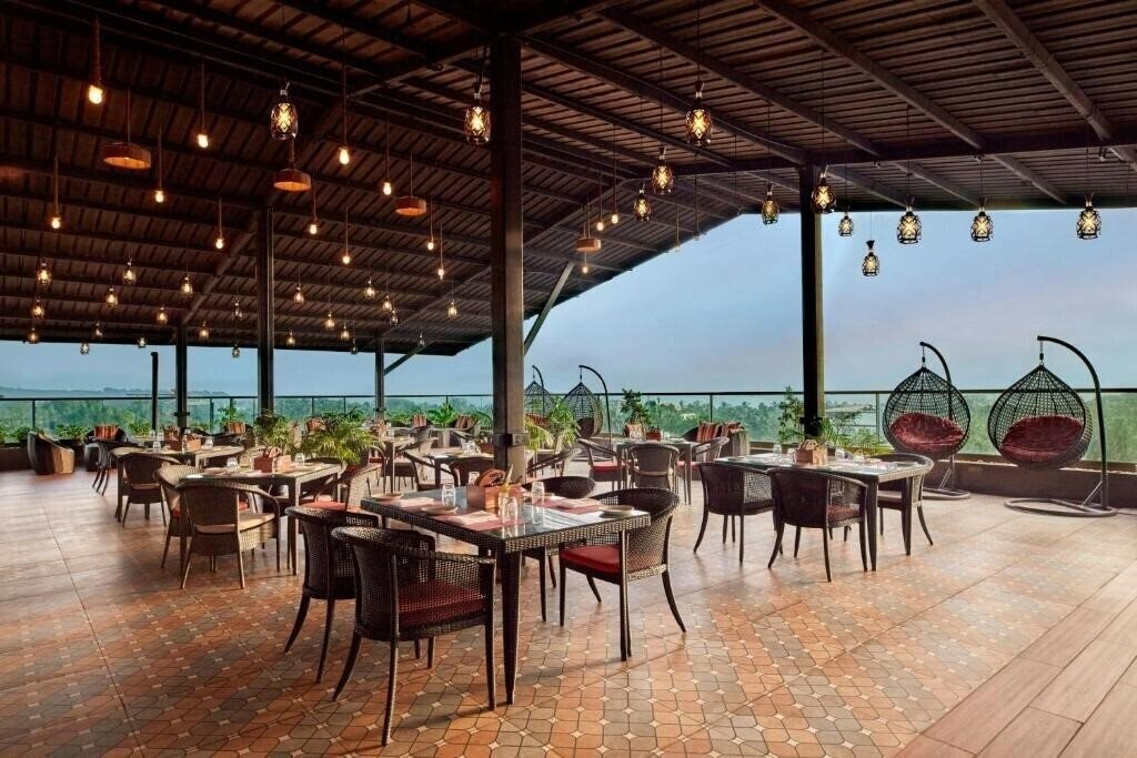 Зображення The Fern Habitat Candolim Goa 4*