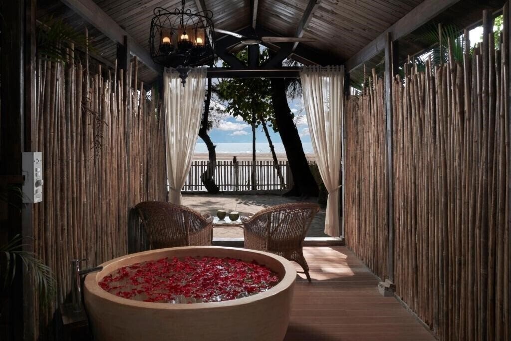 Готель Larisa Hotel & Resort Morjim 3*