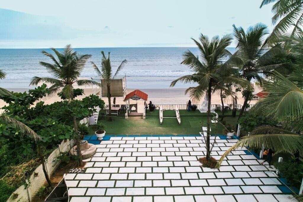 Отель Nasyas Beachside Cottages 3*