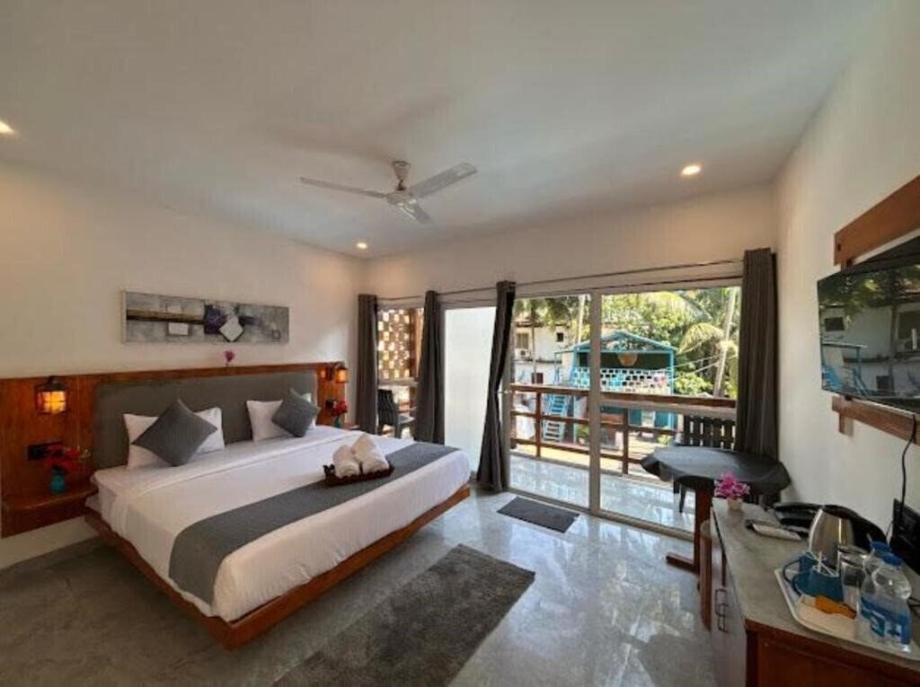 Фото White Turtle Resort 3*