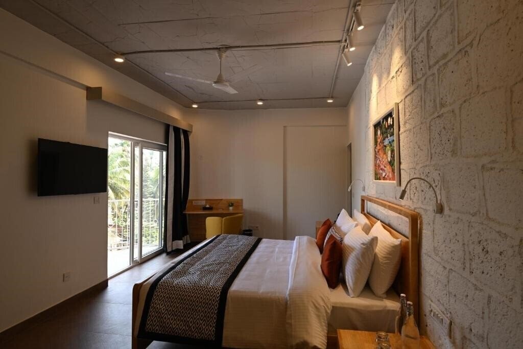 Картинка Bedzzz Xclusive Morjim Goa 3*