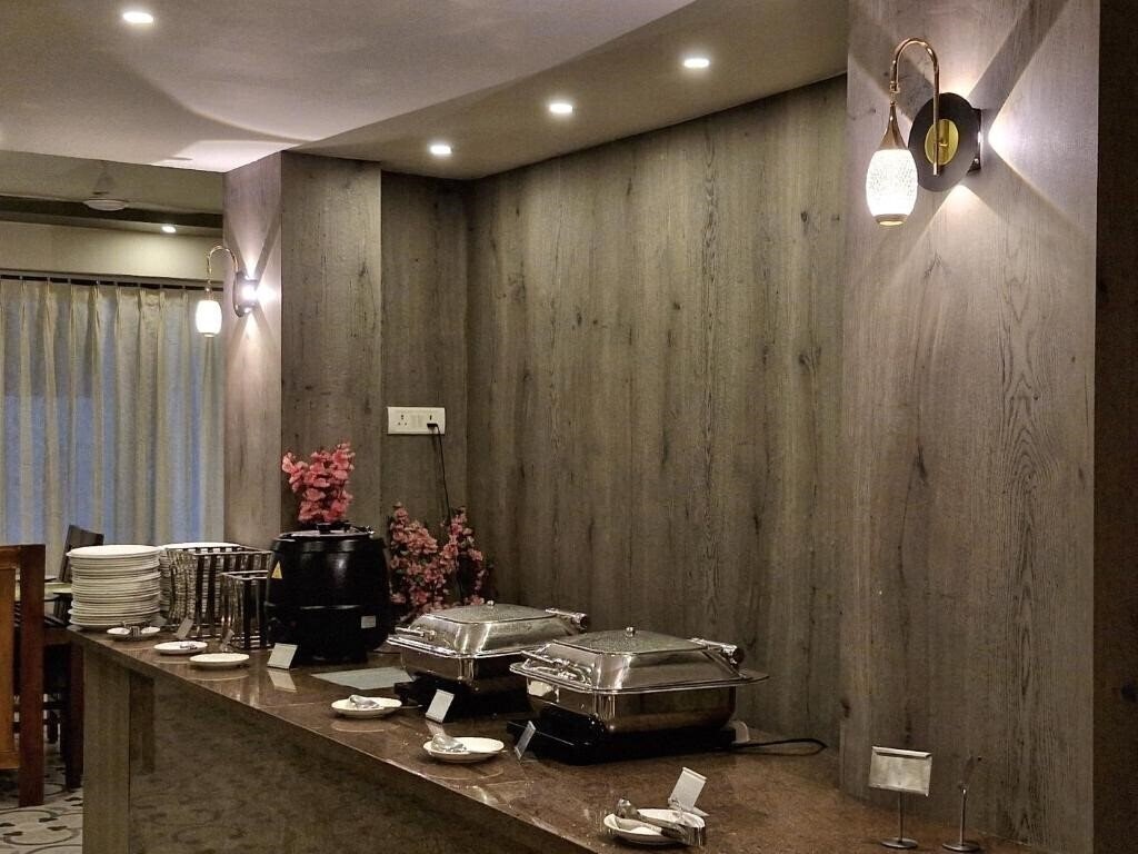Фото Golden Landmark Green Valley Beach Resort 3*
