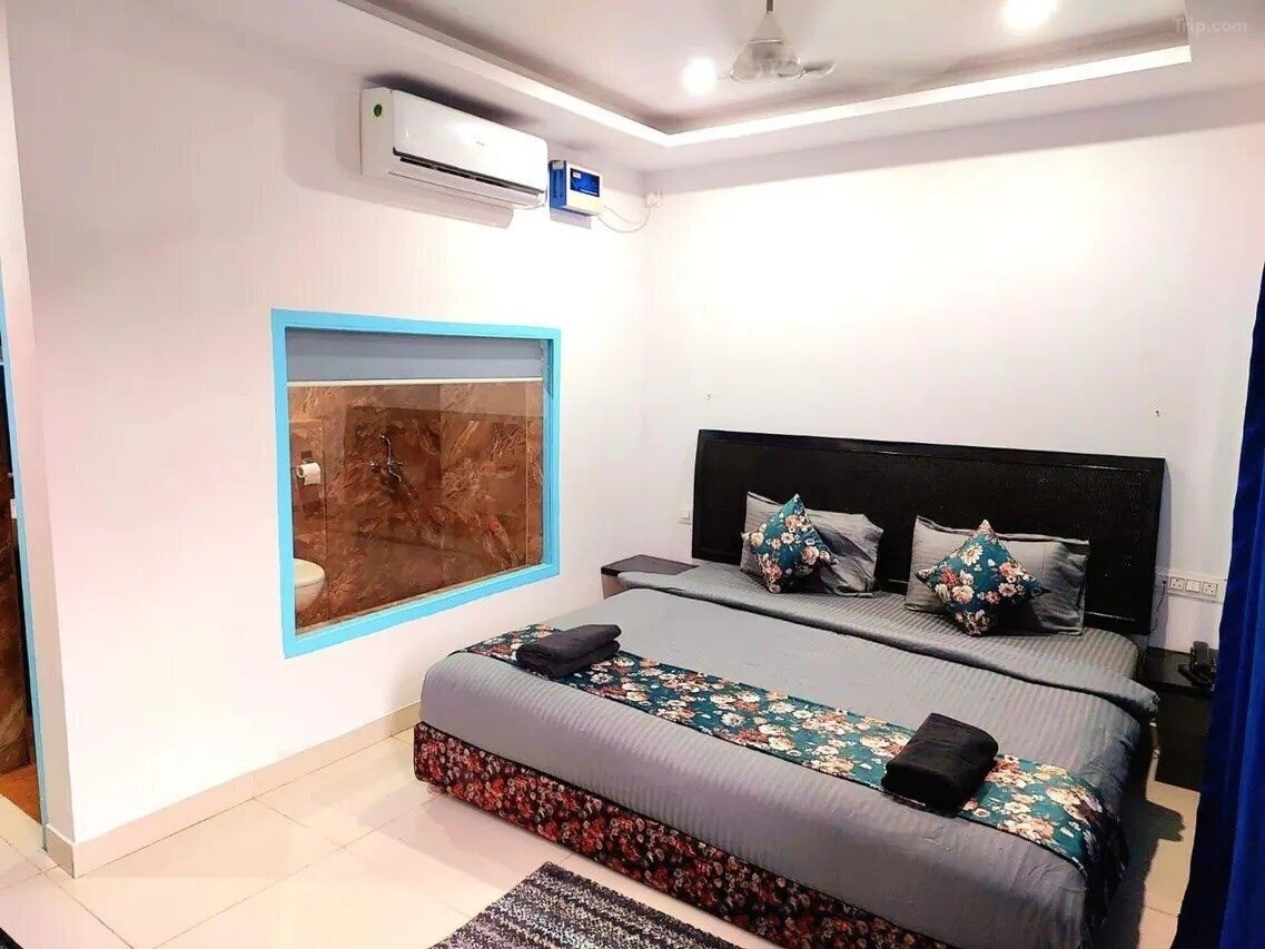 Фото La Azure Beach Resort 2*