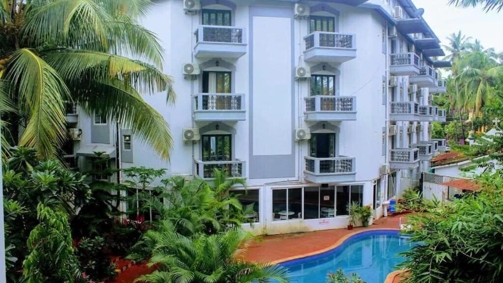 Отель Goveia Grand Resort by WS Candolim 3*