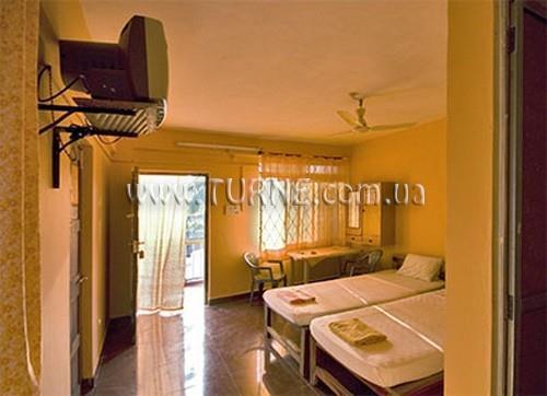 Готель J.B.L. Enterprises 1*