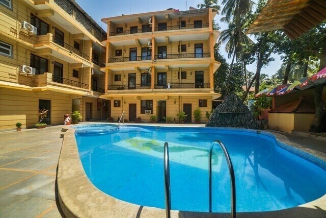 Отель Kris Resort 3*