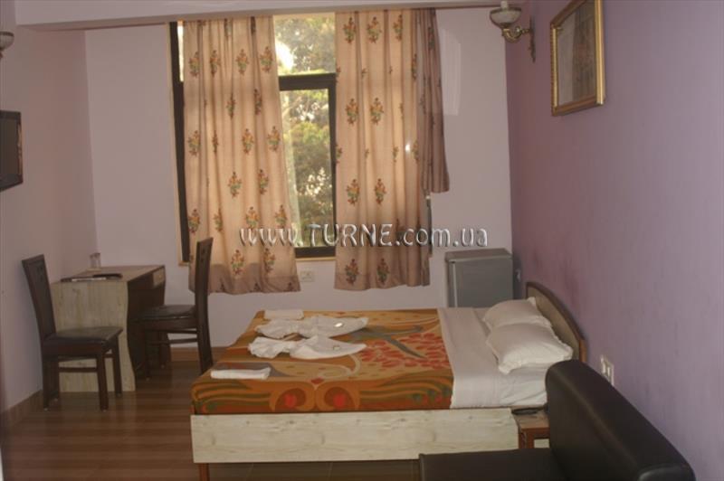 Отель Kris Resort 3*