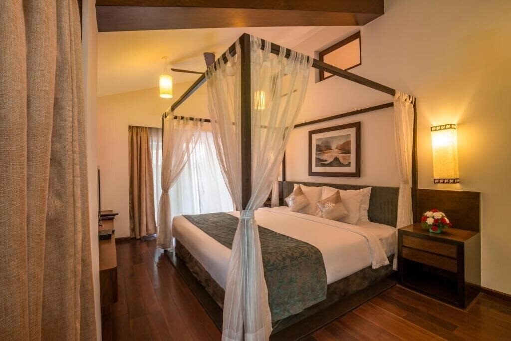Фото Deltin Suites 3*
