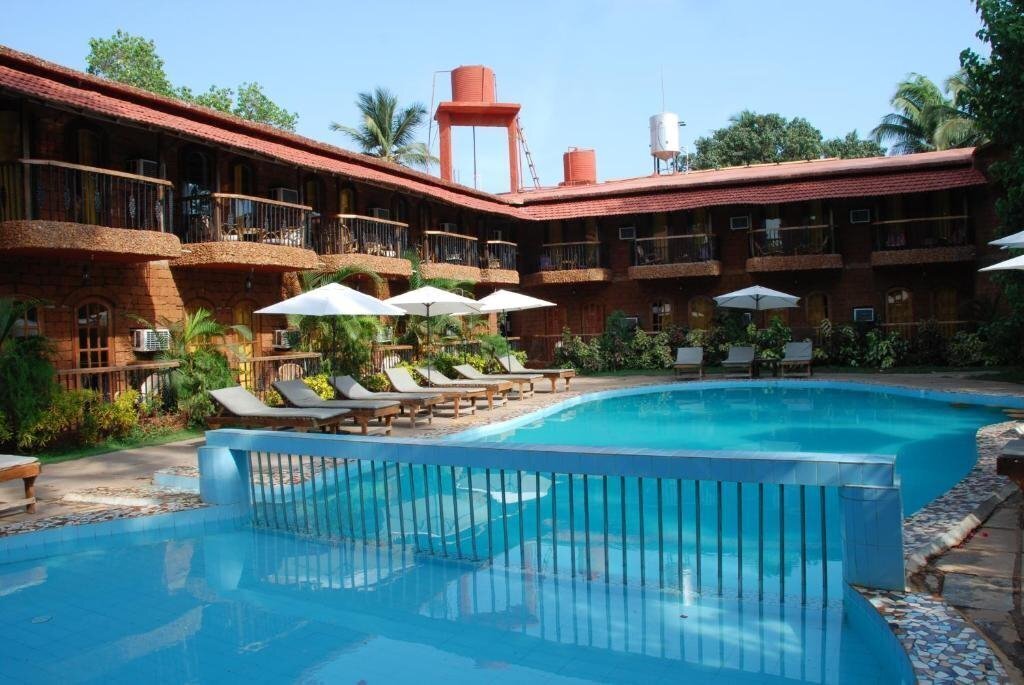 Фото Sea Breeze Beach Calangute 3*