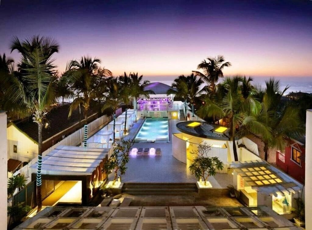 Отель The Park Calangute 4*