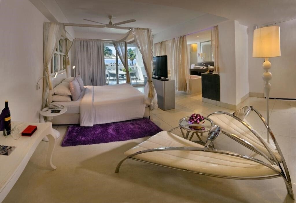 Фото The Park Calangute 4*