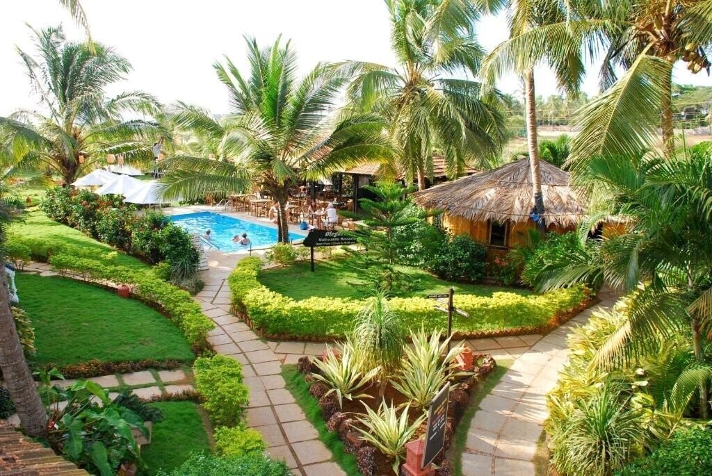 Фото Santana Beach Resort 3*