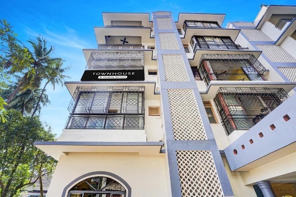 Готель Townhouse Calangute Circle 3*