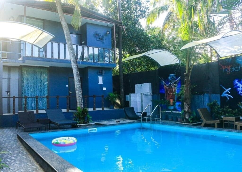 Отель Hangover Resort 3*