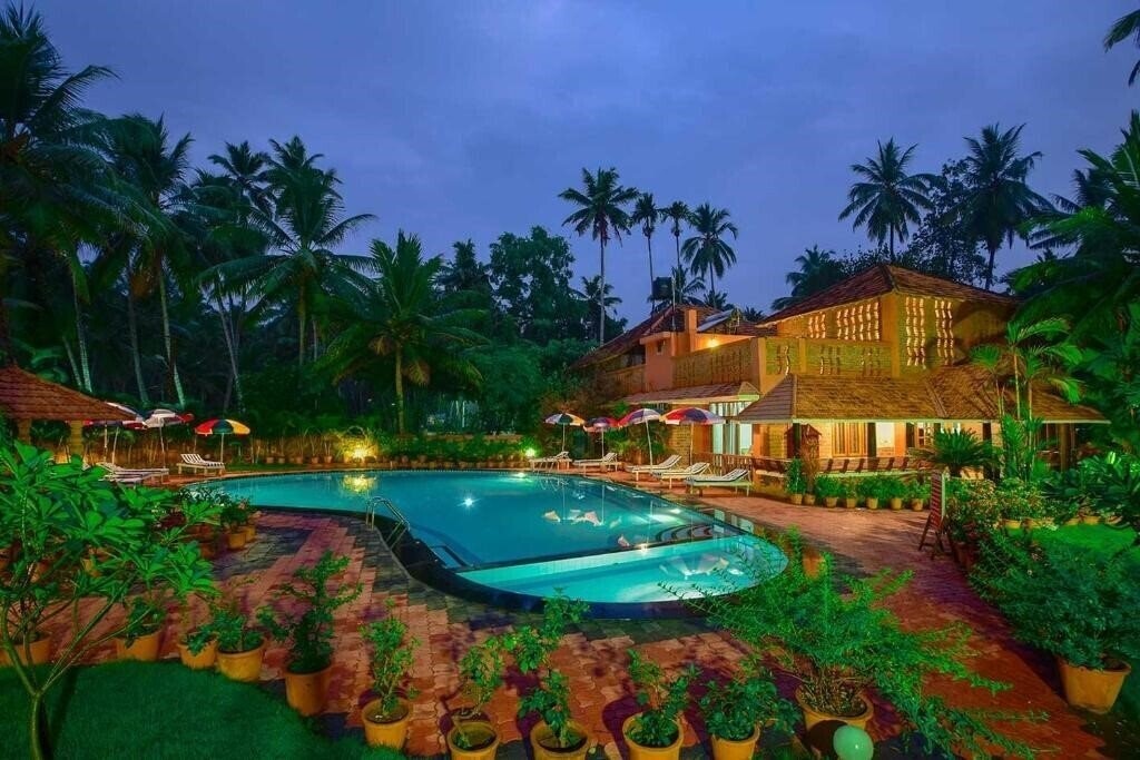 Изображение Beach & Lake Ayurvedic Resort 4*