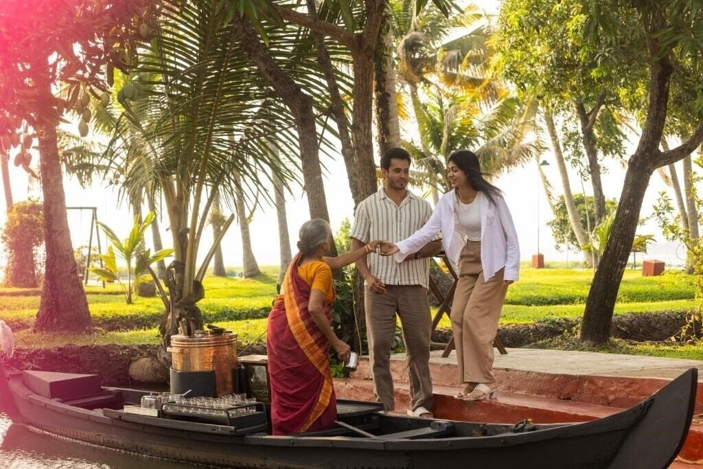 Фото Coconut Lagoon Kumarakom 4*